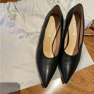 NEW Neil J. Rodgers Black Leather Pumps